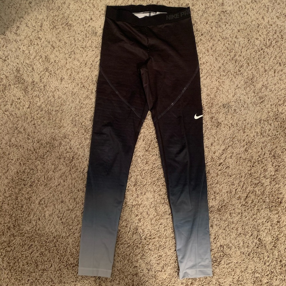 Nike Pro athletic Leggings